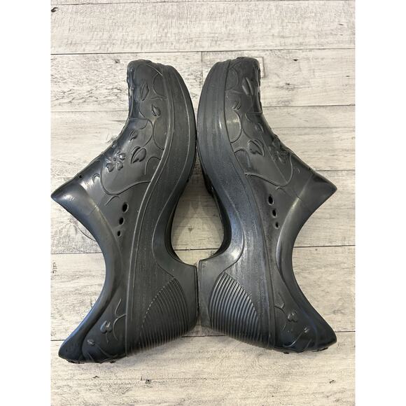 DANSKO Pixie Molded EVA Size 38 US 7.5-8 Floral Embossed Clogs Shoes Black - Picture 5 of 8